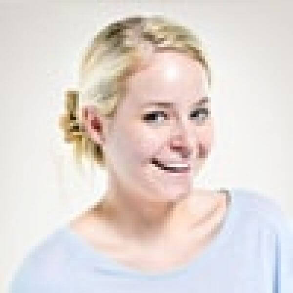 أسماء محمود